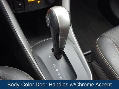 Used 2017 Chevrolet Trax LT w/ LT Convenience Package image 18