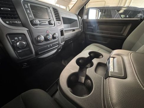 Used 2019 RAM 1500 ST w/ SXT Plus Group AWD/4WD image 10