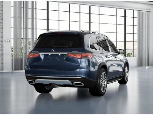 New 2026 Mercedes-Benz GLS 450 4MATIC image 23