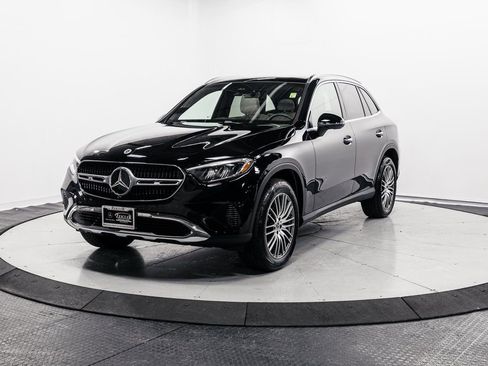Certified 2026 Mercedes-Benz GLC 300 4MATIC image 3