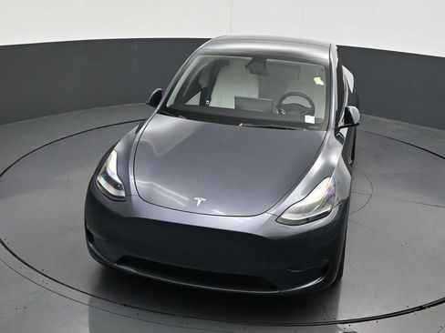 Used 2022 Tesla Model Y Performance AWD/4WD image 21