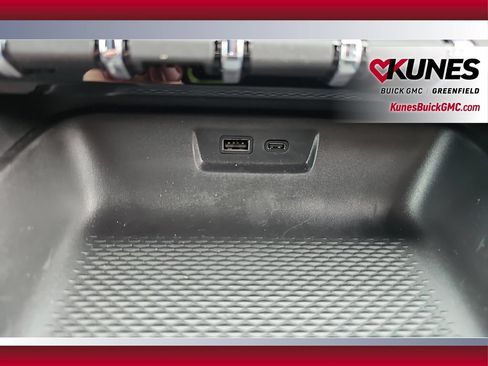 New 2026 GMC Terrain Elevation w/ LPO, Floor Liner Package AWD/4WD image 27