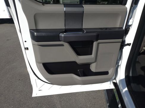 Used 2022 Ford F250 XLT w/ XLT Premium Package image 17