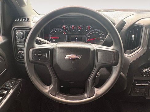 Used 2021 Chevrolet Silverado 1500 Custom Trail Boss AWD/4WD image 4
