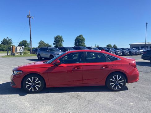Used 2023 Honda Civic EX image 7