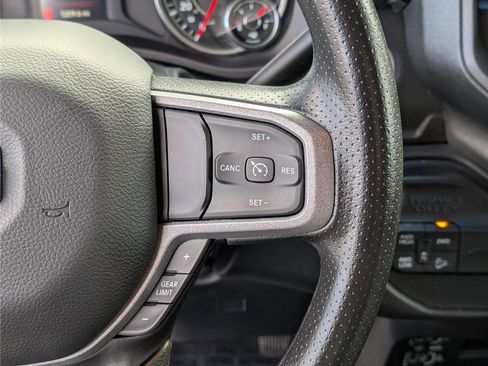 Used 2024 RAM 2500 Tradesman w/ Chrome Appearance Group image 23