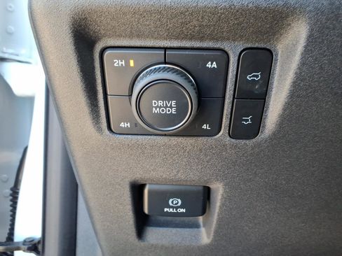 Used 2025 Ford Expedition Max Active image 23