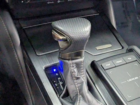 Used 2022 Lexus ES 300h F Sport image 12