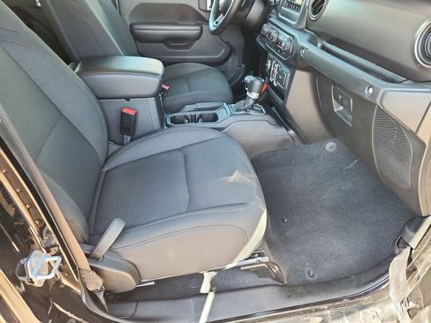 Used 2020 Jeep Gladiator Sport w/ Quick Order Package 24S image 12