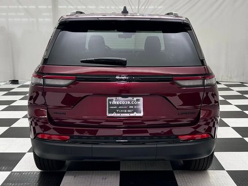 New 2025 Jeep Grand Cherokee Limited w/ Black Appearance Package image 7