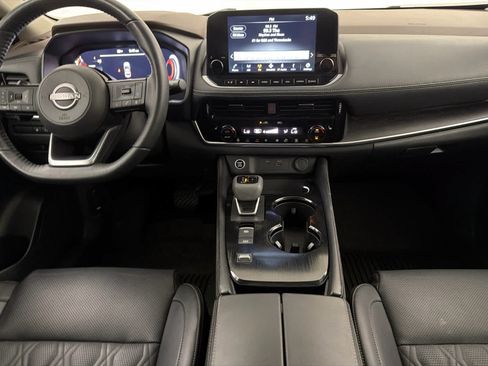 Certified 2023 Nissan Rogue Platinum w/ Platinum Premium Package FWD image 19