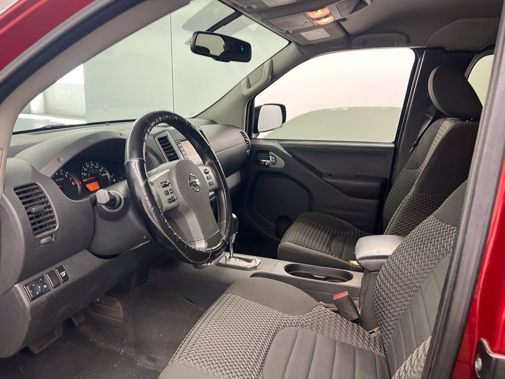 Used 2020 Nissan Frontier SV RWD image 9