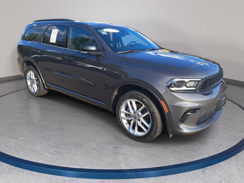 Used 2024 Dodge Durango GT AWD/4WD image 3