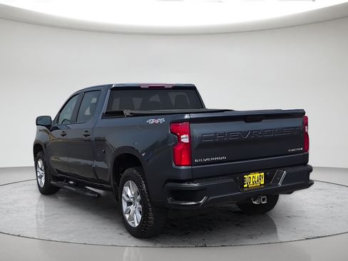 Used 2021 Chevrolet Silverado 1500 Custom w/ LPO, Dark Essentials Package AWD/4WD image 12