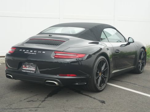 Used 2017 Porsche 911 Carrera RWD image 12