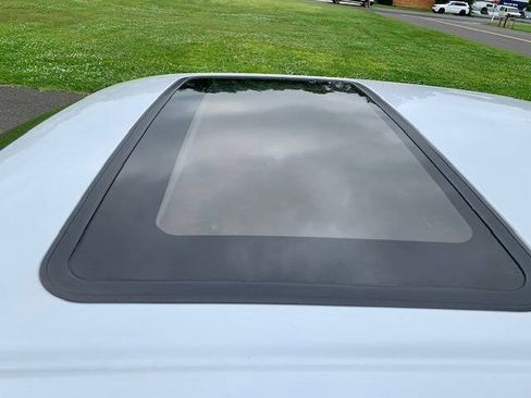 Used 1996 Nissan Maxima GLE FWD image 14