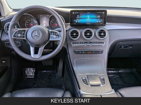 Used 2021 Mercedes-Benz GLC 300 image 14