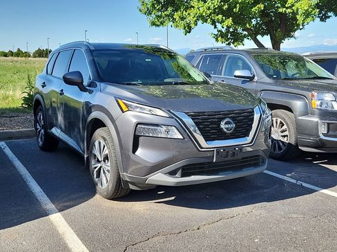 Used 2022 Nissan Rogue SV w/ SV Premium Package AWD/4WD image 1