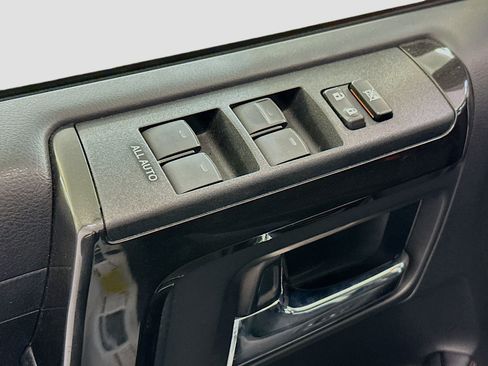 Used 2024 Toyota 4Runner TRD Off-Road image 15