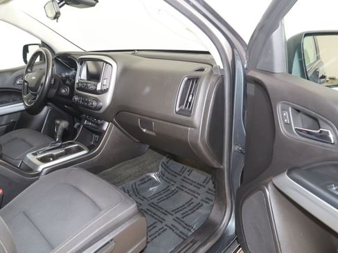 Used 2018 Chevrolet Colorado LT w/ LT Convenience Package image 36