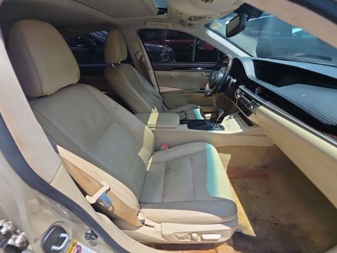 Used 2013 Lexus ES 350 w/ Luxury Pkg FWD image 8