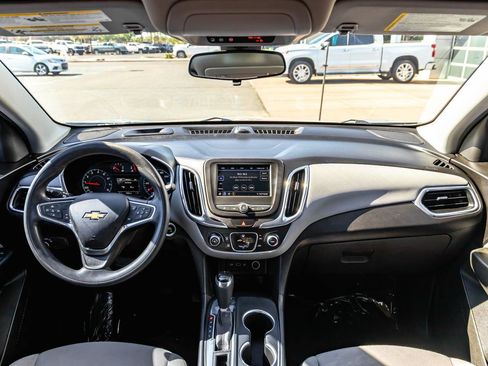 Used 2020 Chevrolet Equinox LS FWD image 10