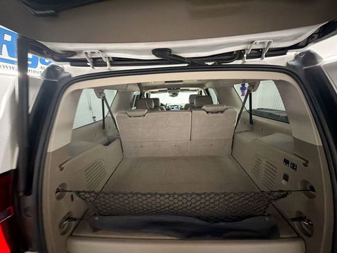 Used 2020 Chevrolet Suburban LT RWD image 27