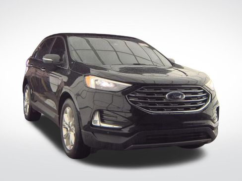Used 2024 Ford Edge Titanium AWD/4WD image 4