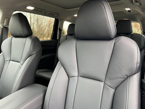 New 2026 Subaru Ascent Limited image 14