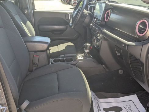 Used 2019 Jeep Wrangler Unlimited Sport S AWD/4WD image 27