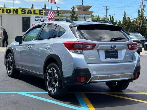 Used 2022 Subaru Crosstrek 2.5i Limited w/ Moonroof Package 2 AWD/4WD image 7