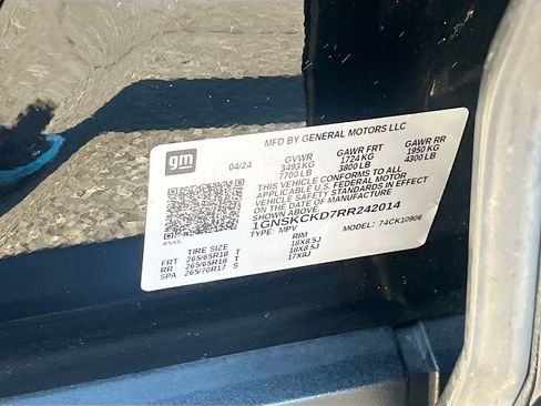 Used 2024 Chevrolet Suburban LT AWD/4WD image 43