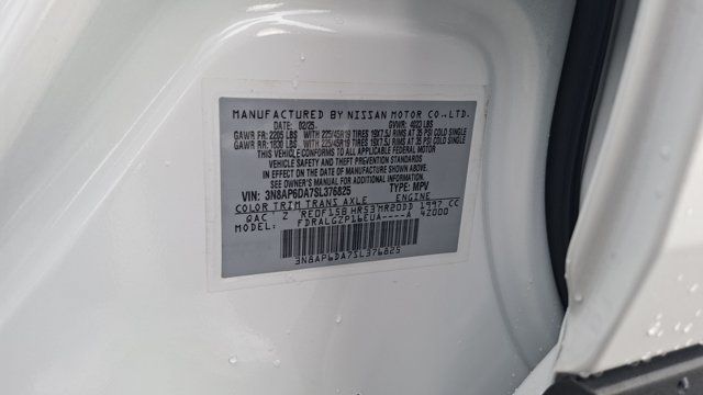 Certified 2025 Nissan Kicks SR FWD image 26
