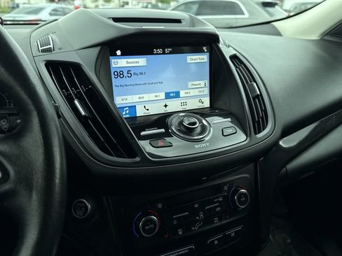 Used 2017 Ford Escape Titanium AWD/4WD image 18
