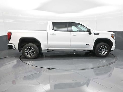 Used 2020 GMC Sierra 1500 AT4 w/ AT4 Premium Package image 9