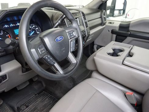 Used 2019 Ford F250 XL w/ Power Equipment Group image 24