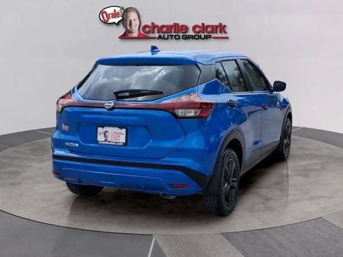 Used 2025 Nissan Kicks Play S FWD image 6