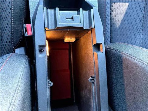 Used 2013 Chevrolet Equinox LS image 25