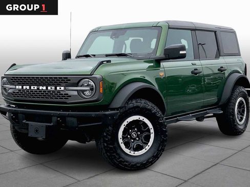 Used 2022 Ford Bronco Badlands image 1