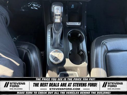Used 2025 Ford Bronco Outer Banks AWD/4WD image 25