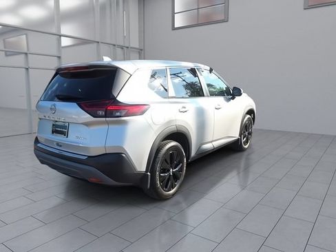 Certified 2022 Nissan Rogue SV AWD/4WD image 8