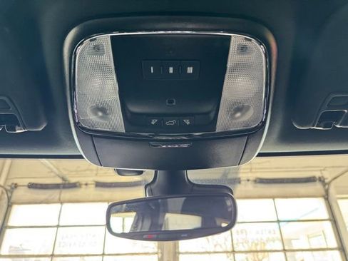 Used 2021 Jeep Grand Cherokee Laredo X image 22