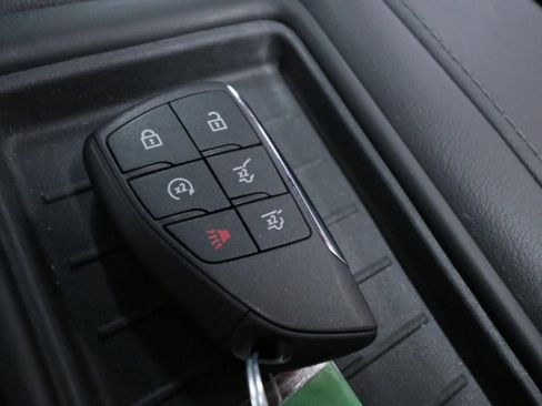 Used 2022 Chevrolet Tahoe Z71 w/ Luxury Package image 23