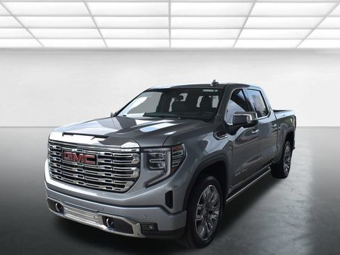Used 2024 GMC Sierra 1500 Denali AWD/4WD image 6