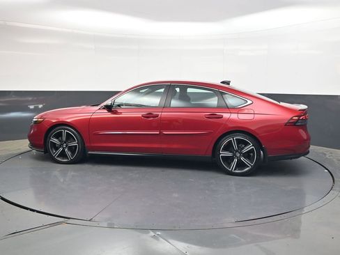 Used 2023 Honda Accord Sport image 7