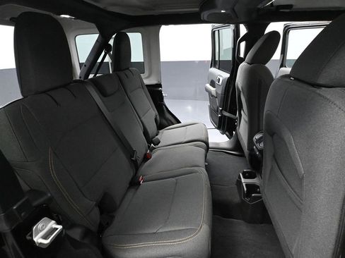 Used 2024 Jeep Wrangler Sahara AWD/4WD image 39