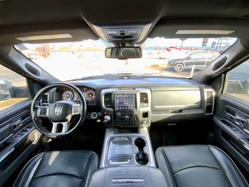 Used 2018 RAM 1500 Limited image 31