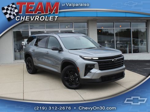 New 2027 Chevrolet Traverse LT w/ Midnight/Sport Edition AWD/4WD image 1