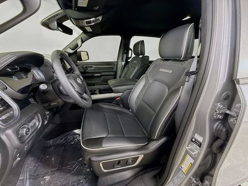 Used 2025 RAM 1500 Laramie w/ Night Edition image 22