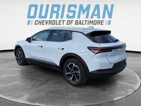 New 2026 Chevrolet Equinox EV LT image 4